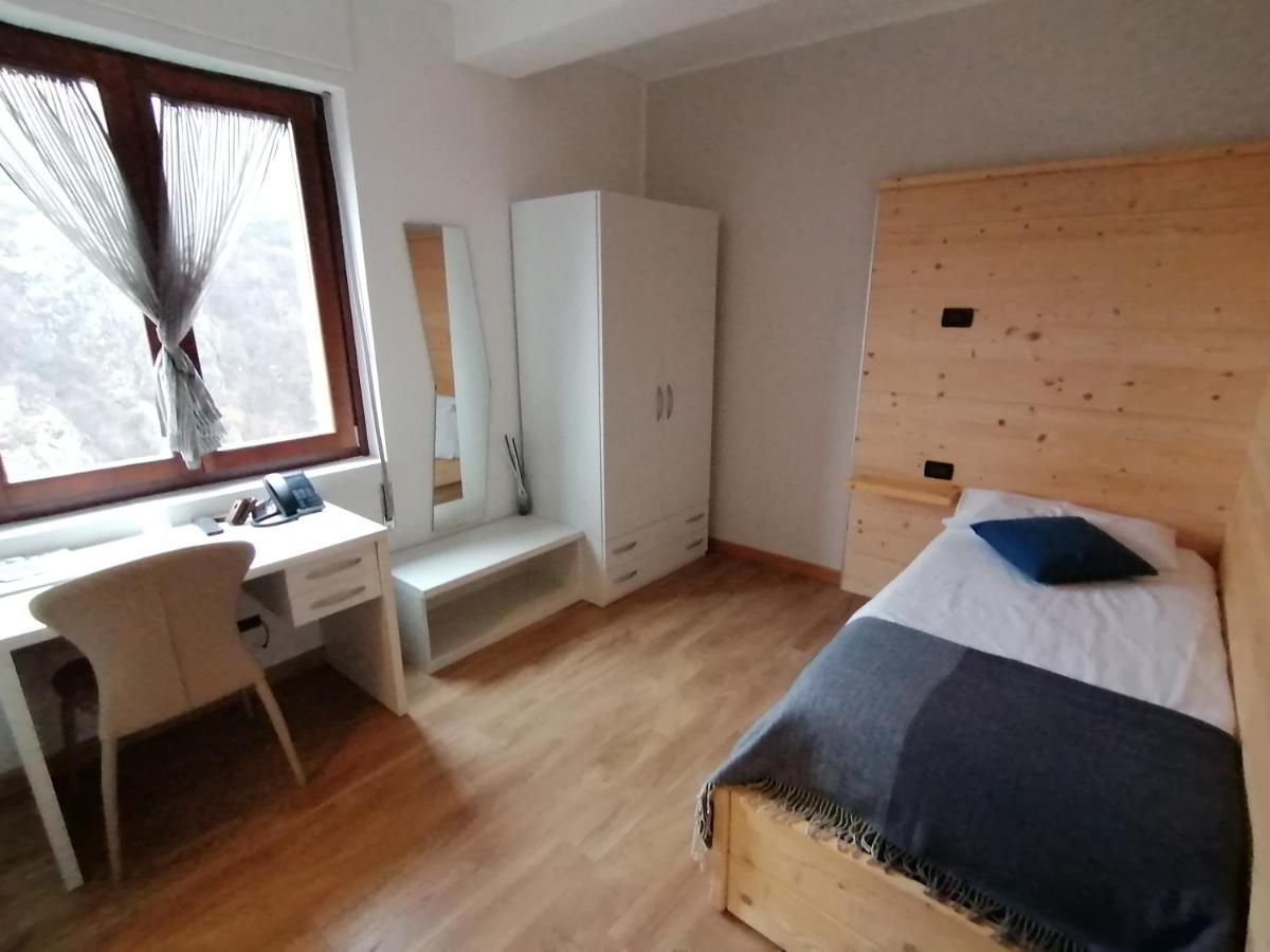 B&B Castello Cimbergo Eksteriør billede